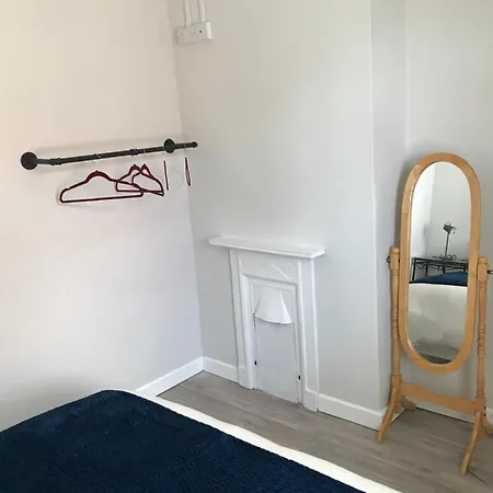 بيت للعطل Brigid M's *