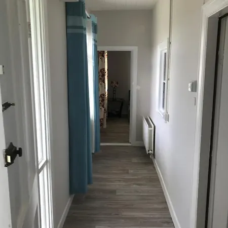 بيت للعطل Brigid M's